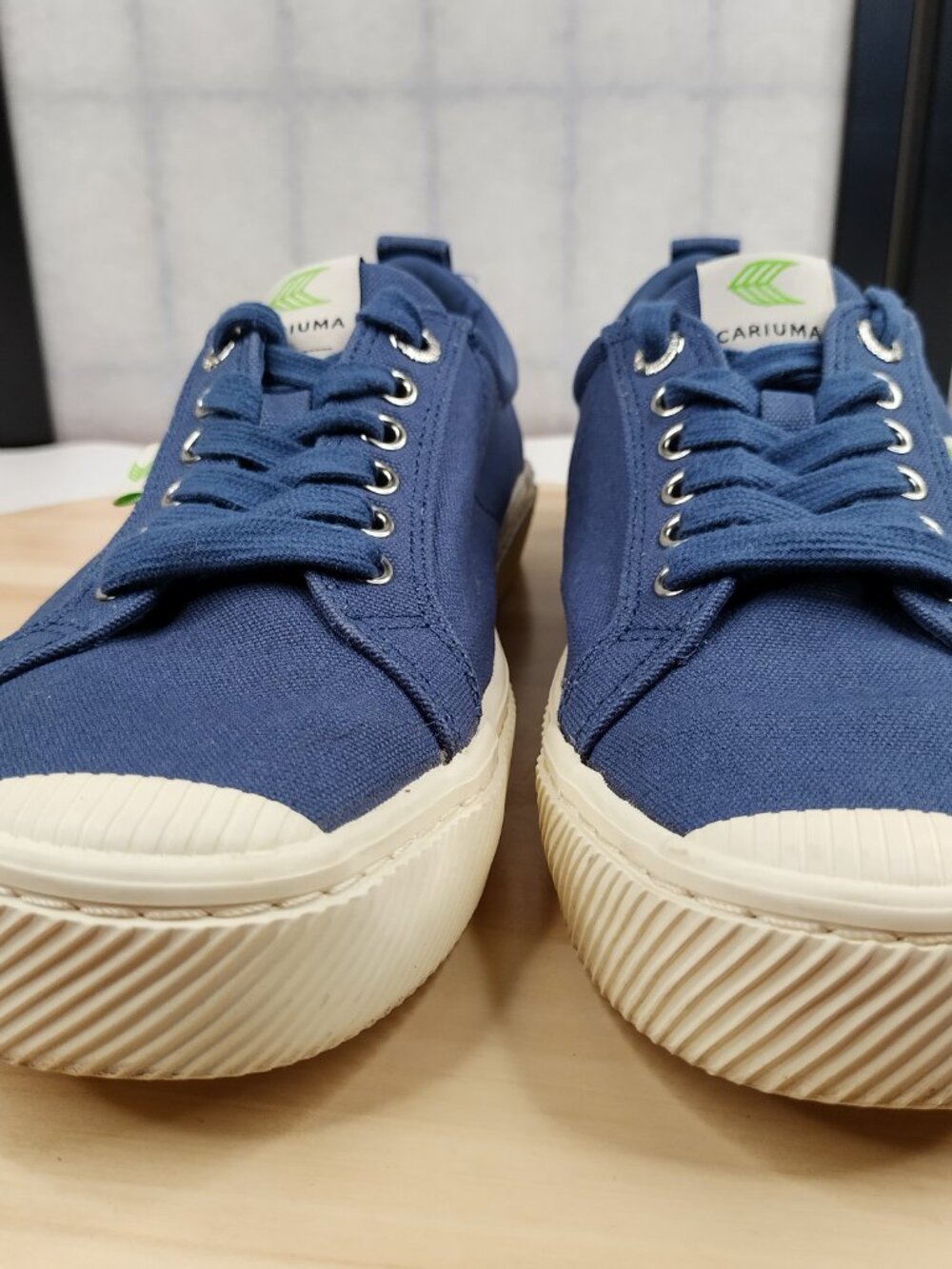 Cariuma OCA Low‎ Shadow Blue Canvas Sneakers Women US 10 - Picture 4 of 11